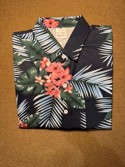 Гавайська сорочка (Hawaiian shirt) - яскравий акцент для літнього образу