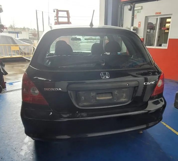 Honda Civic 1.4i de 2002 ás peças