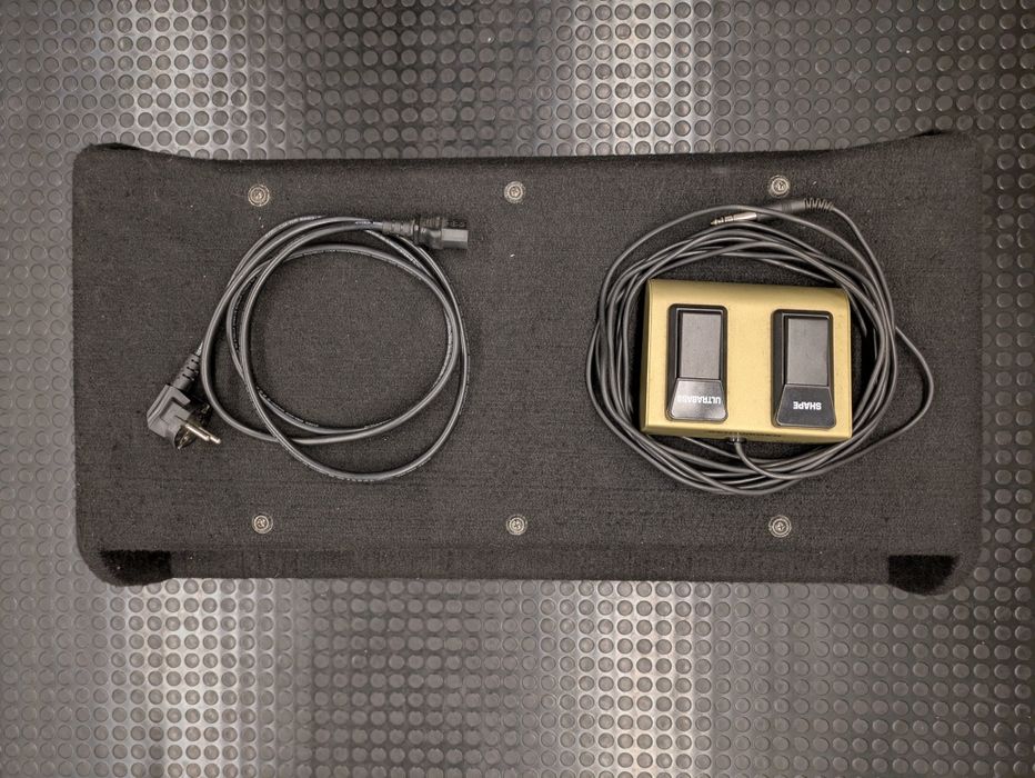 Amplificador de Baixo BEHRINGER BX4210A 2x10" + 1" 450W