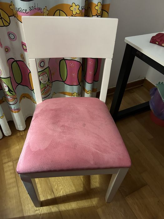 Mobilia de quatto menina