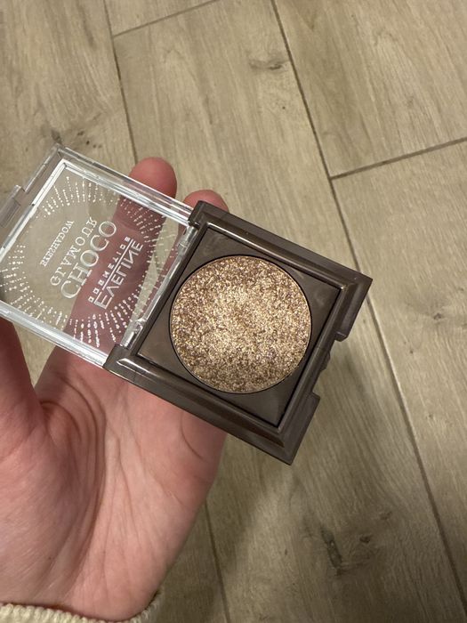Eveline cosmetics choco glamour cień do powiek błyszczący