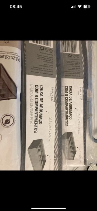 Tres organizadores de roupa