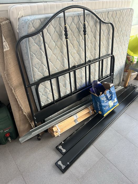Cama Sagstua IKEA 140cm