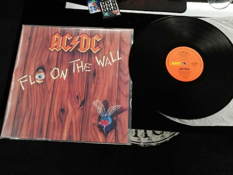 AC/DC Fly On The ustralian 87