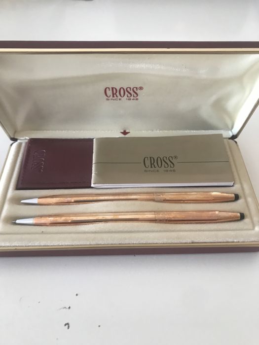 Cross Lapiseira e Esferográfica folheadas a ouro com estojo