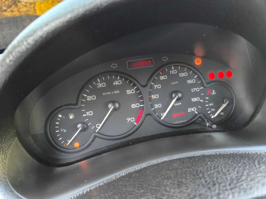 Vendo Peugeot 206 em bom estado