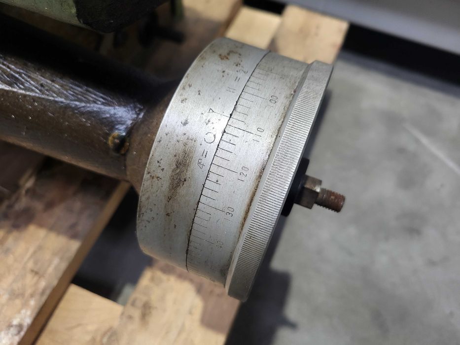 Stół teowy do frezarki X8132 3 osiowy