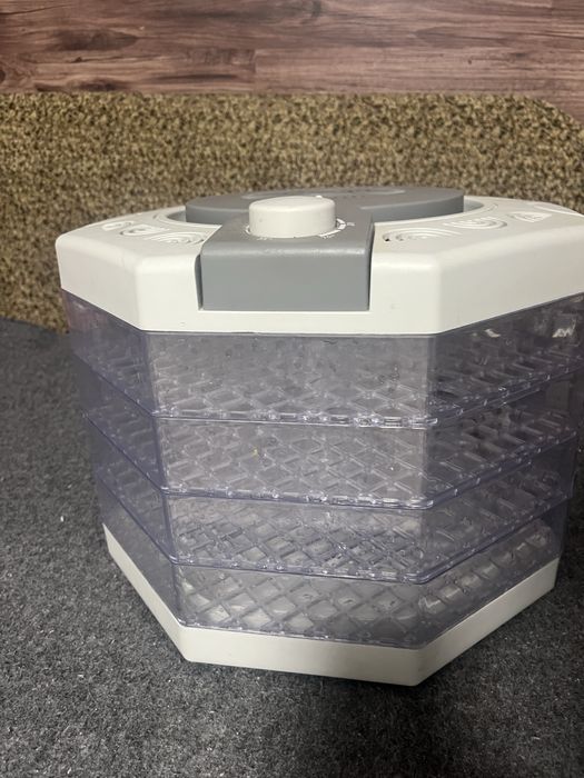 Сушилка для фруктов,овощей,грибов и ягод