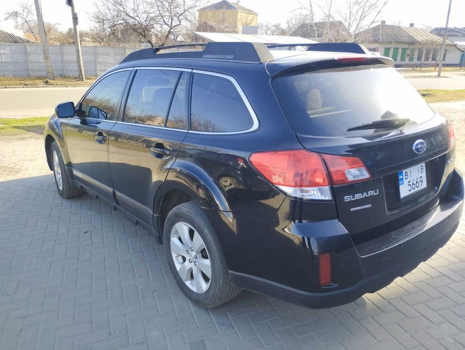 Subaru Outback 2011
