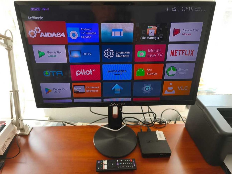 Monitor 24 Strong + Play Now Android TV Box 2+ TV z Polski i całego świata + DVBT2