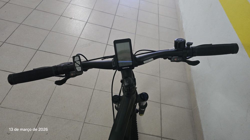 Bicicleta eléctrica BTT Wayscral Anyway E200