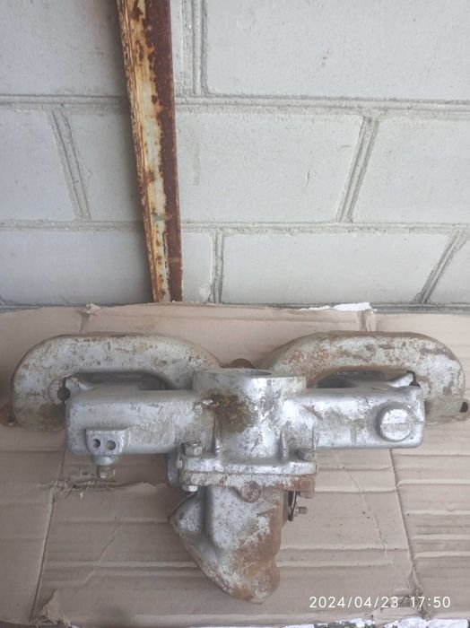 ГАЗ-21 Волга головка блока цилиндров новая,коллектор впускной и выпуск