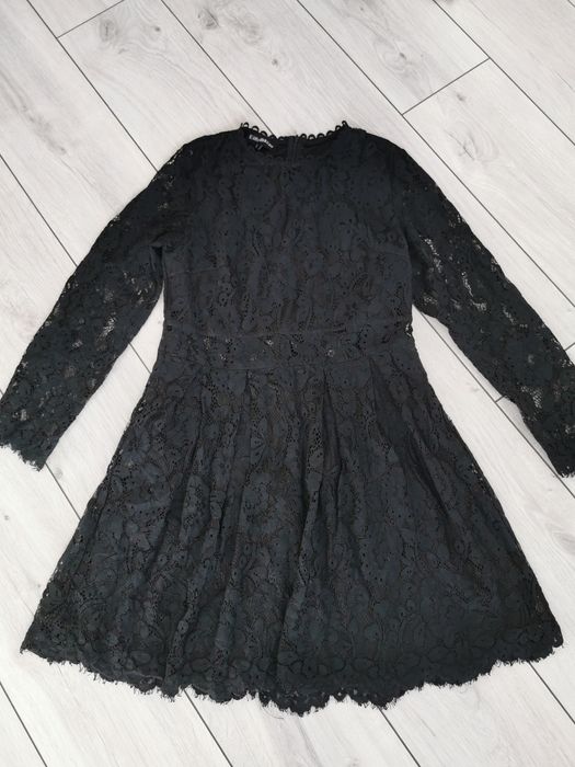 Czarna sukienka z koronki elegancka sukienka L