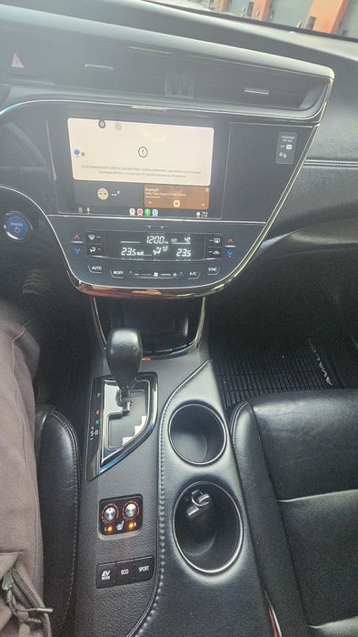 Продам TOYOTA Avalon гибрид