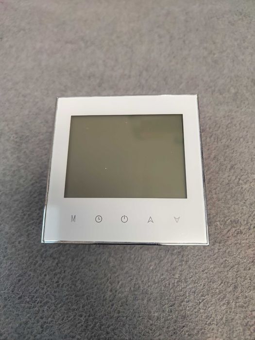 Termostaty WiFi Tuya 16A 3600W (Maty/Folie)