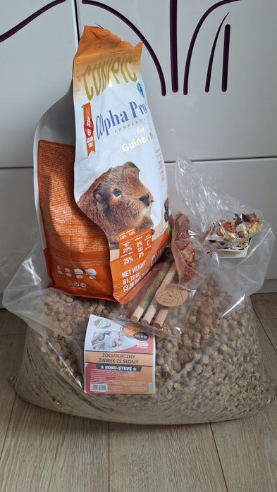 Żwirek ze słomy  10 kg podkład, karma Versele Lege Cavia Complete + gratisy dla świnki morskiej