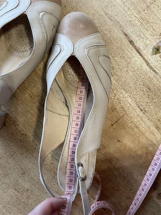 Buty na obcasie skórzane