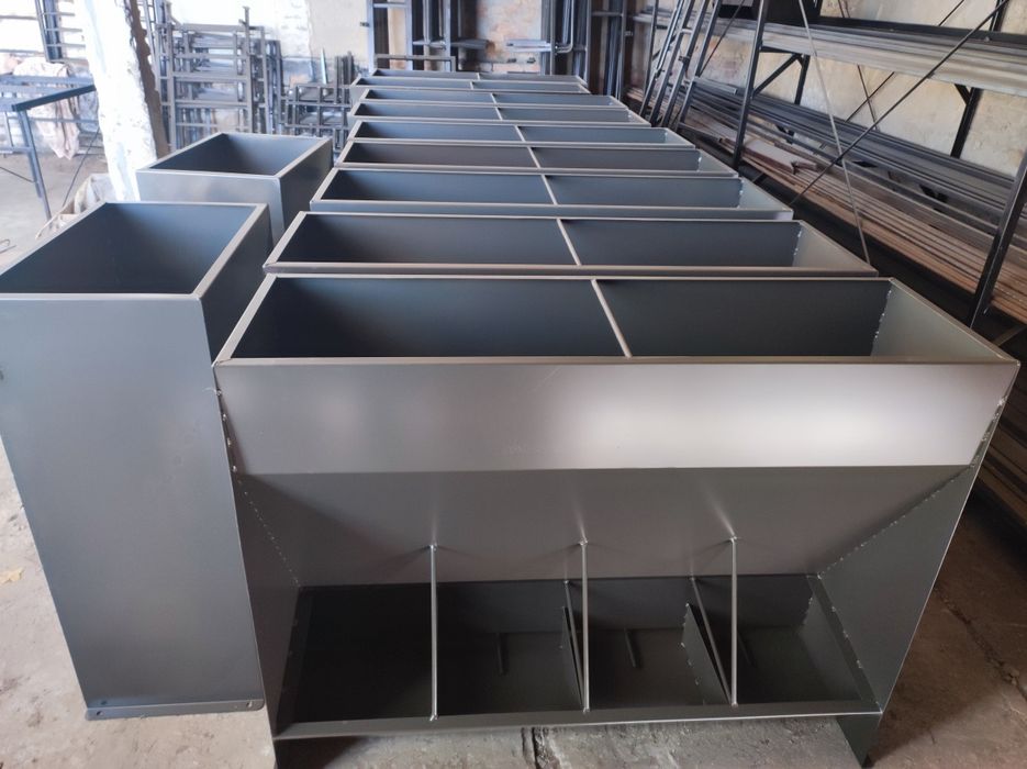 Бункерна кормушка