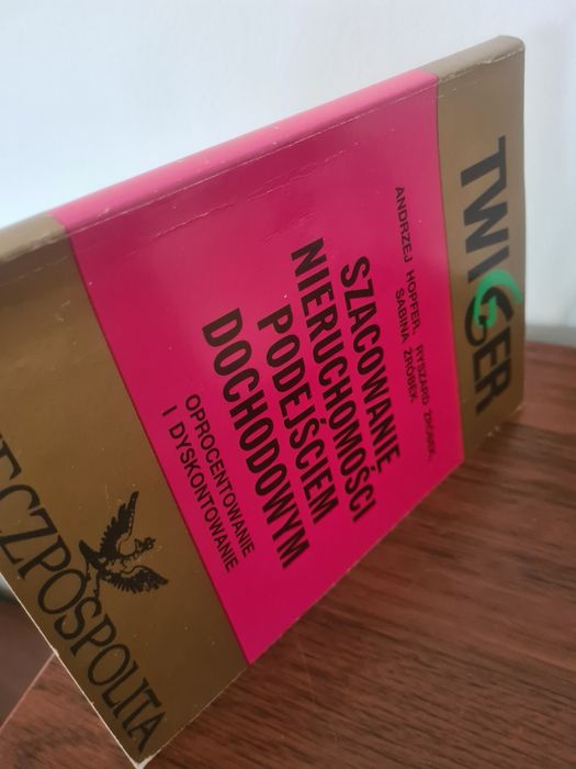 Szacowanie nieruchomości podejściem dochodowym - Książka