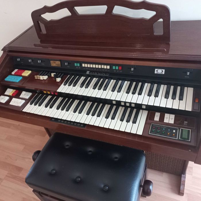 Sprzedam organy HAMMOND