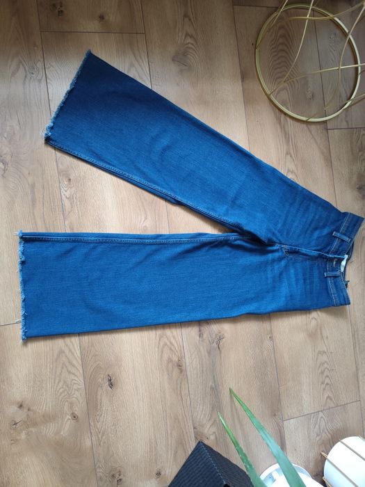 Spodnie damskie zara.