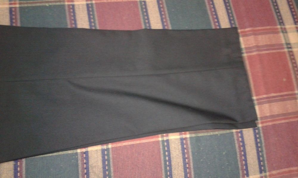 ПРОДАМ мужской спецовочный костюм