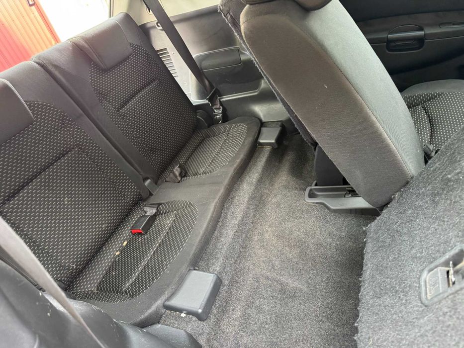 NISSAN Qashkaj+2    1.5dci 7місць