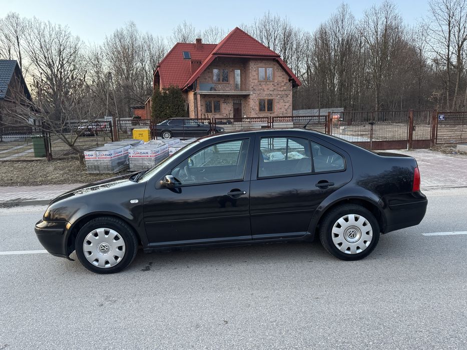 Volkswagen Bora 1.9 tdi 110km zwykla pompa 2001r z hakiem