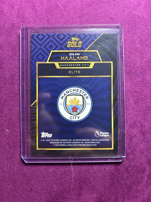 Erling Haaland elite topps gold