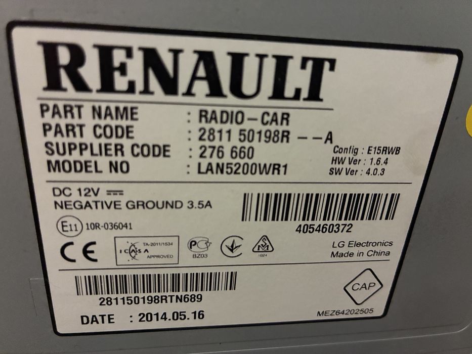 Auto radio usado