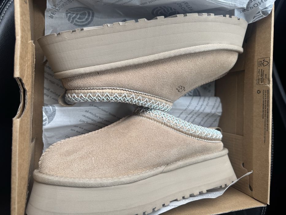 Ugg tazz беж оригінал U 6 23 см