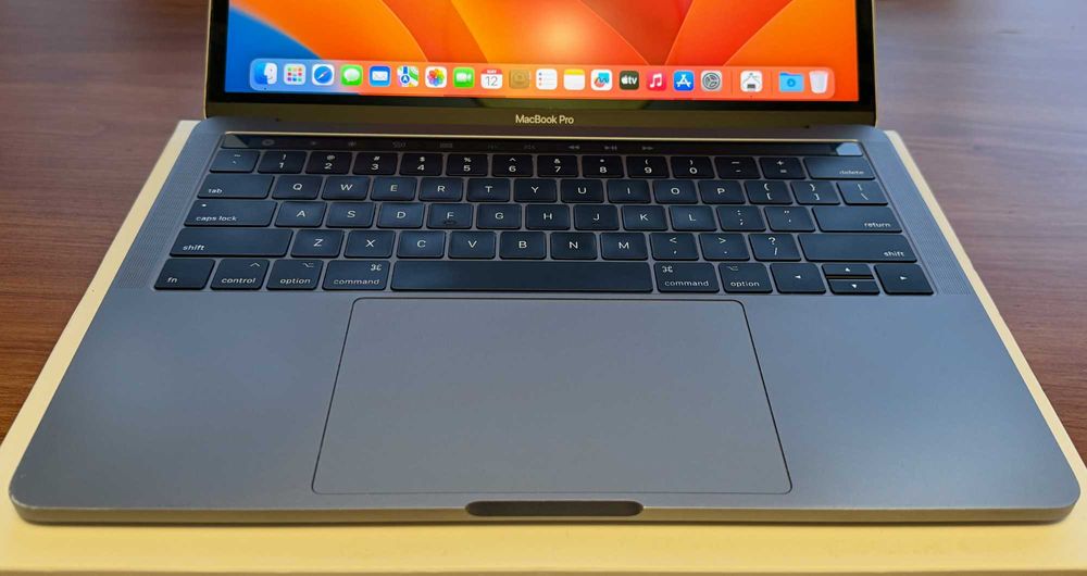 MacBook Pro 13" | Intel Core i5 | 16GB RAM | 512GB SSD | A1706