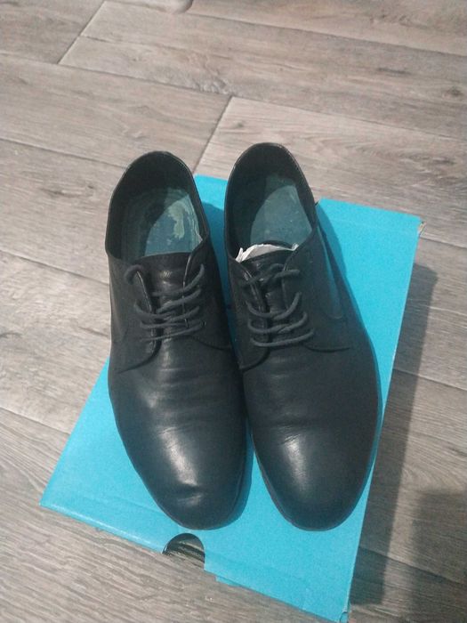 Продам мужскую обувь