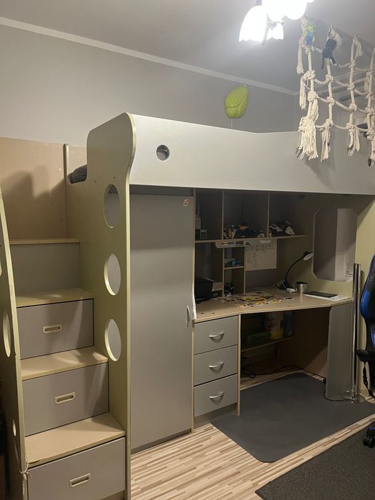 Łóżko z biurkiem Jysk