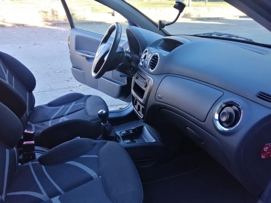 Vendo C2 Vtr 1.4 HDI  12/2009