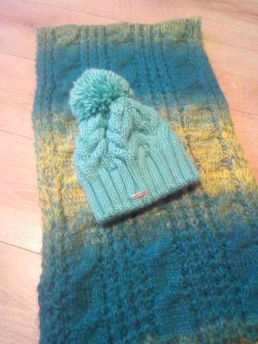 Комплект шапка + шарф  зимовий в'язаний теплий