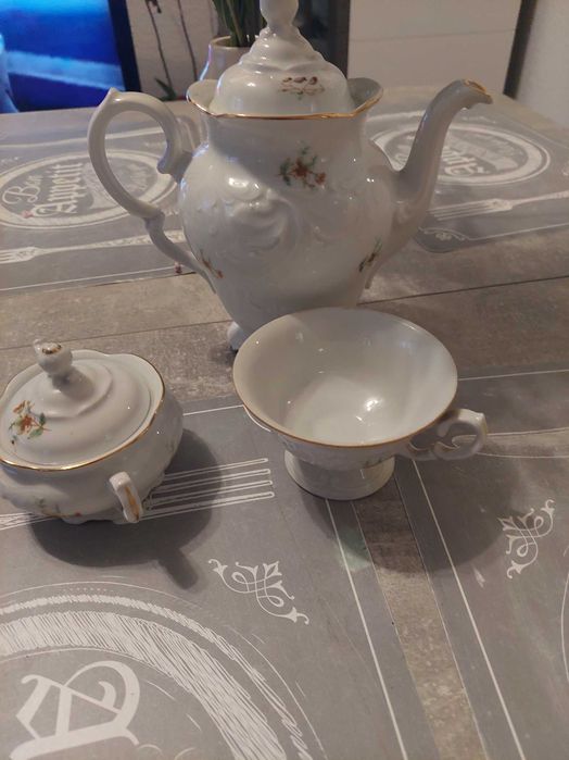 Porcelanowy serwis kawowy Wawel