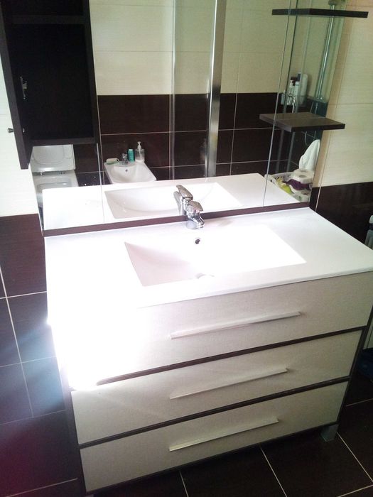 Móvel sala de banho com espelho e lavatório, comp 1m