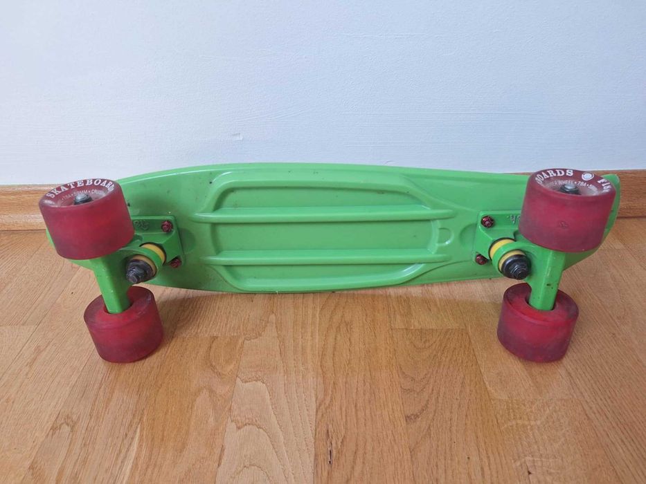 zielona deskorolka Fish Board
