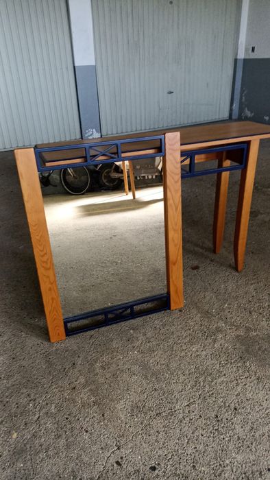 Mesinha de entrada com espelho