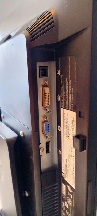 Monitor HP EliteDisplay e201