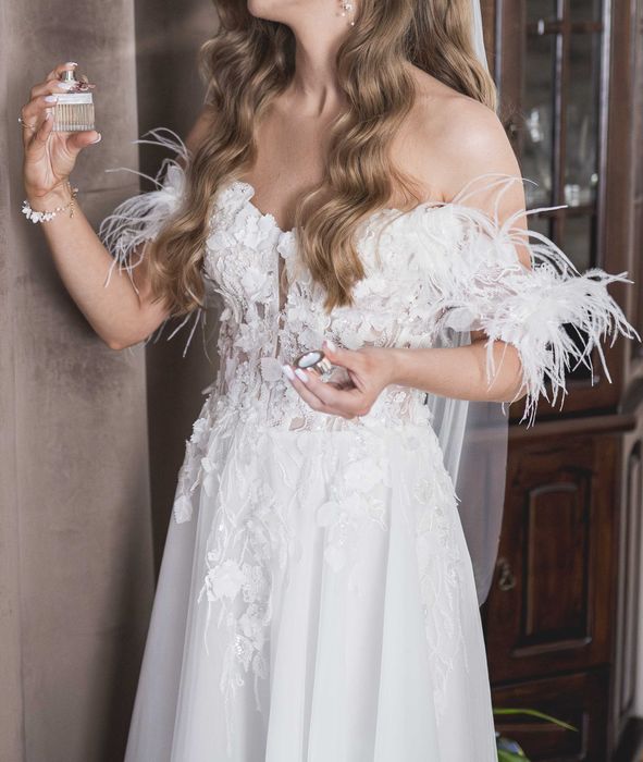 Suknia ślubna kwiaty 3D, koronka, tiul