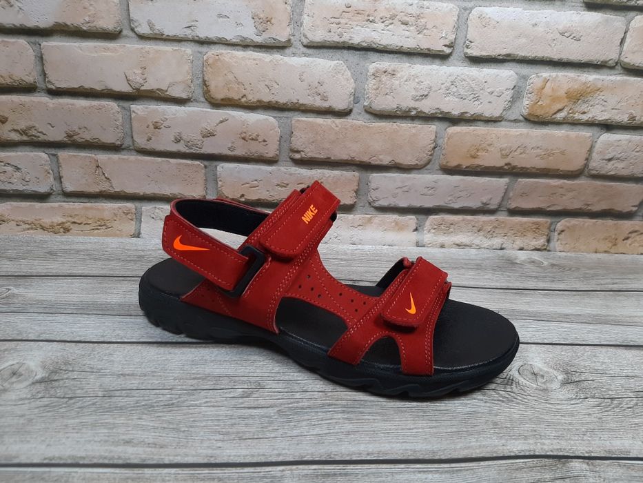 Кожаные босоножки Nike для мальчика. 32-39р.