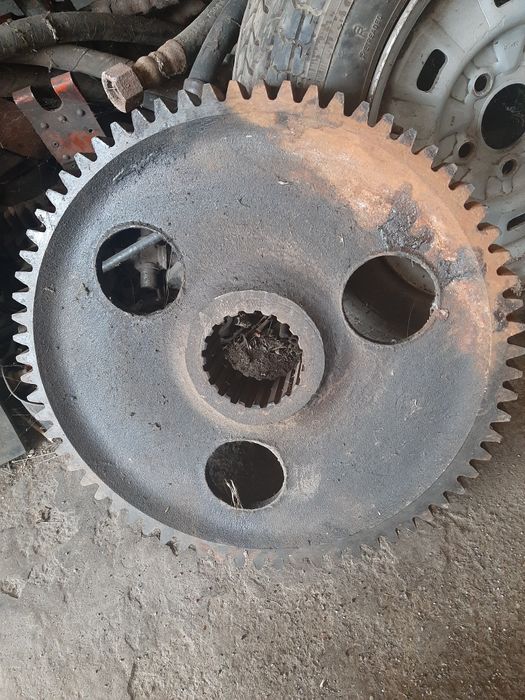 Шестерня циліндрічна заднього моста  МТЗ 80-82.