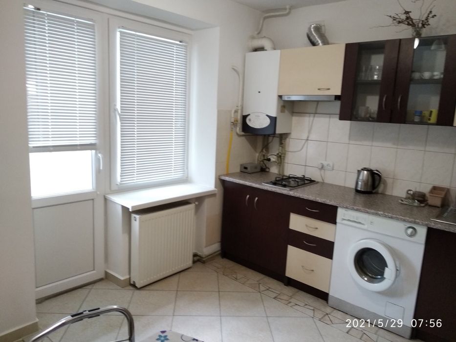 2-х кім. квартира  в  Берегово Вільно З  25-2 ЖОВТНЯ