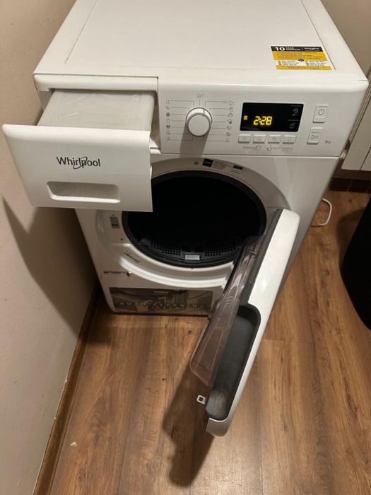 Suszarka wolnostojąca Whirlpool FFT M11 82 EE R