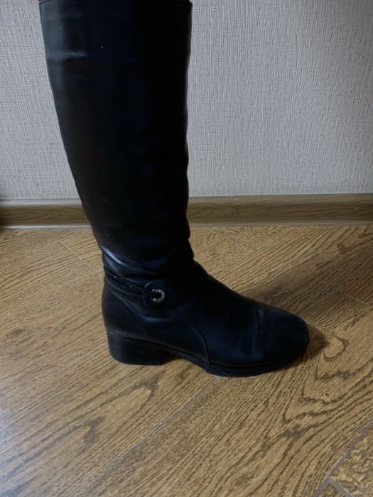 Шкіряні жіночі сапоги 39 розмір