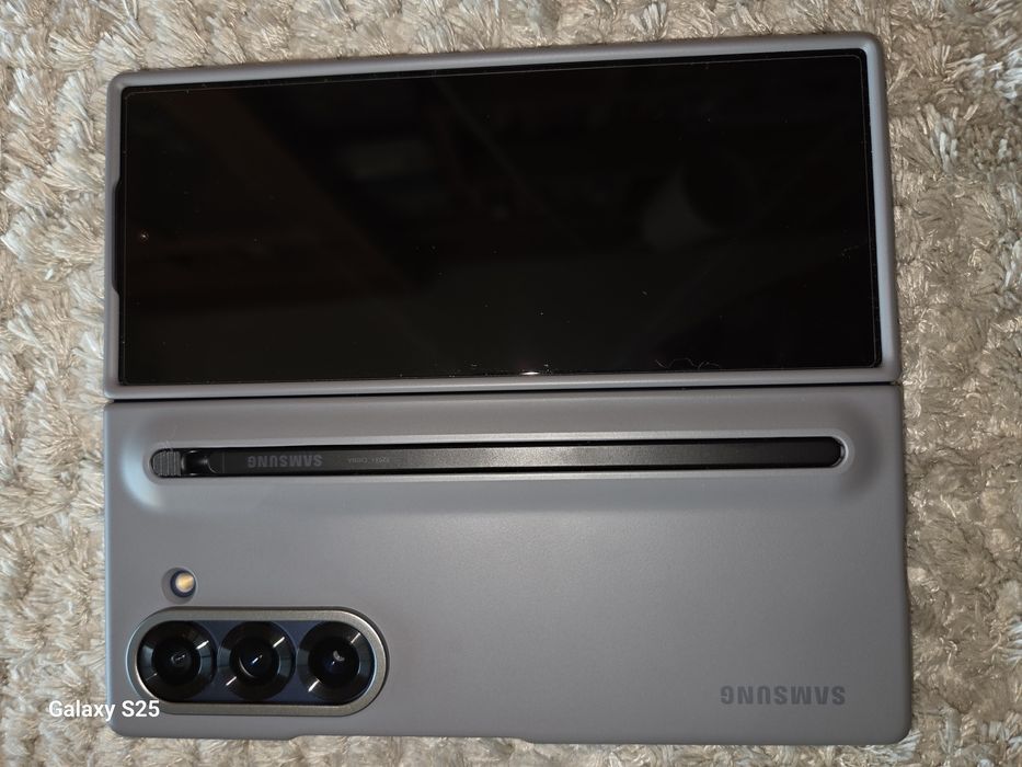 Galaxy Z Fold 6 - 12GB/256GB