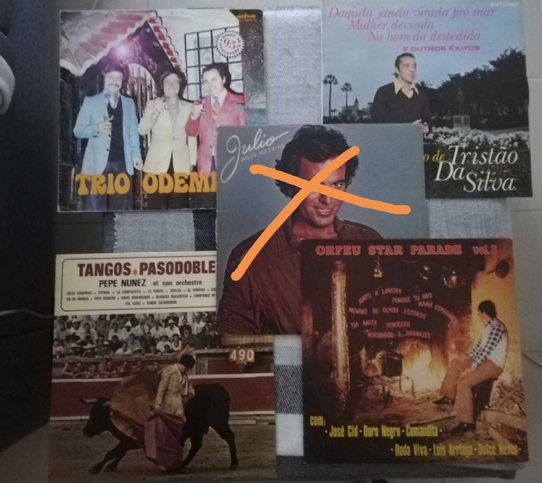 14CDS váriosartistas, 9vinis fado tango, 6cds vários