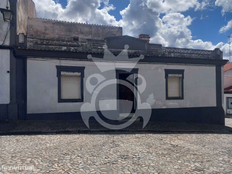 Venda Conjunta - Moradia e Espaço Comercial